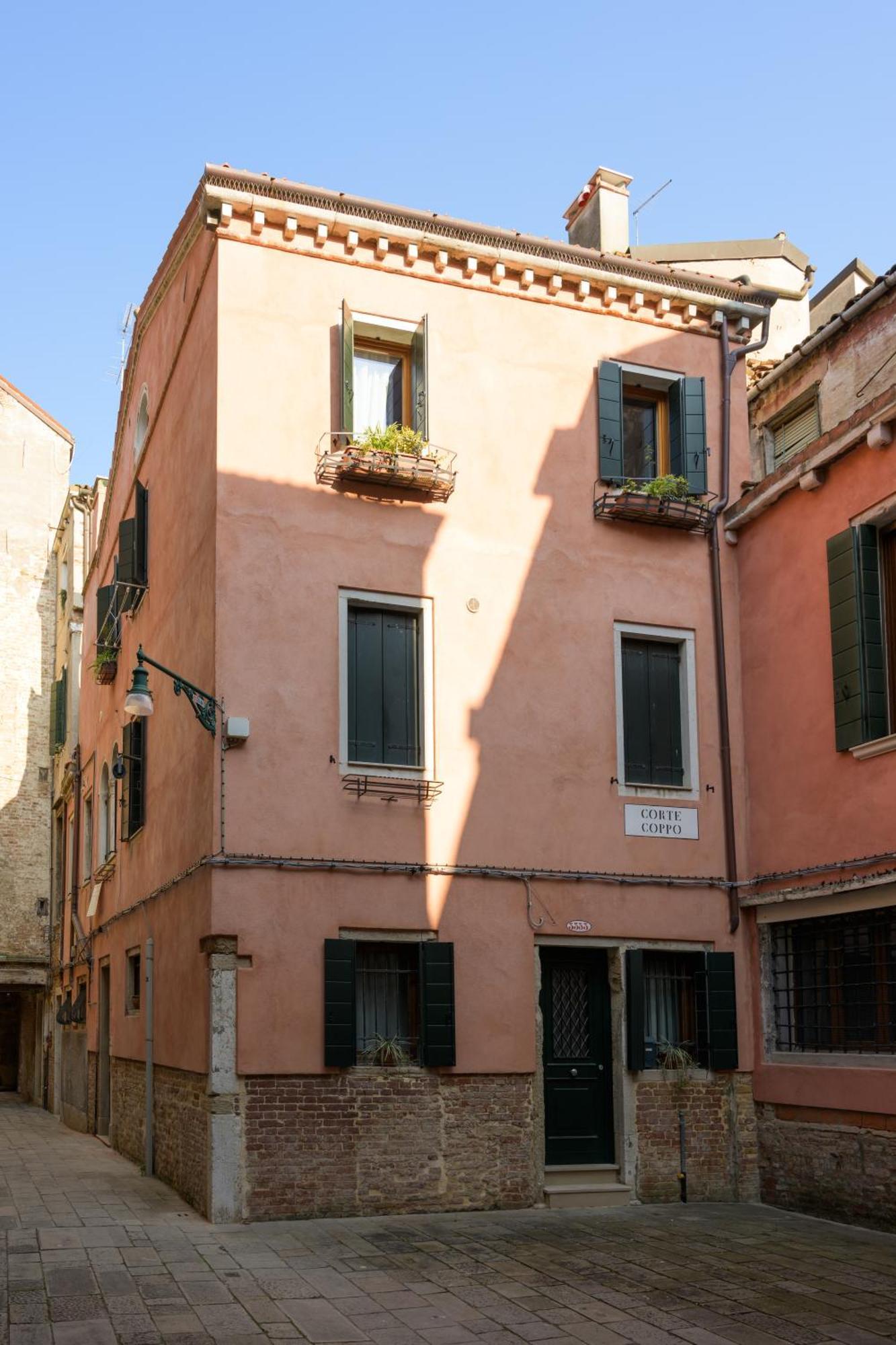Ca'filo' Venetian Refuge In The Venetian District Apartment Venice